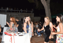 Tips_To_Saving_Money_On_Beach_Vacation_Travel